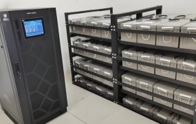 數(shù)據(jù)機(jī)房建設(shè)中，UPS電源容量和后備時(shí)間如何計(jì)算？